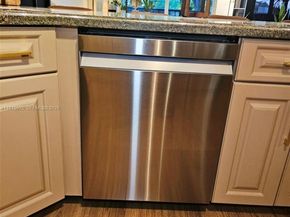 1800 N Andrews Ave 2H, Fort Lauderdale FL 33311