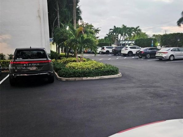 1800 N Andrews Ave 2H, Fort Lauderdale FL 33311