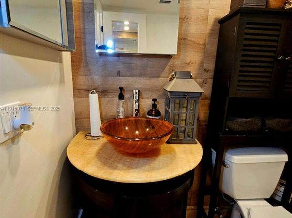 1800 N Andrews Ave 2H, Fort Lauderdale FL 33311