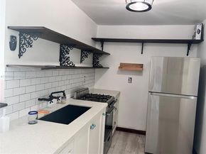 2201 Brickell Ave 75, Miami FL 33129