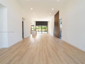 412 NW 47th St, Miami FL 33127