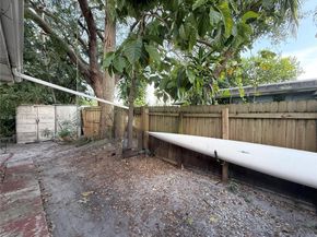 917 N 26th Ave, Hollywood FL 33020