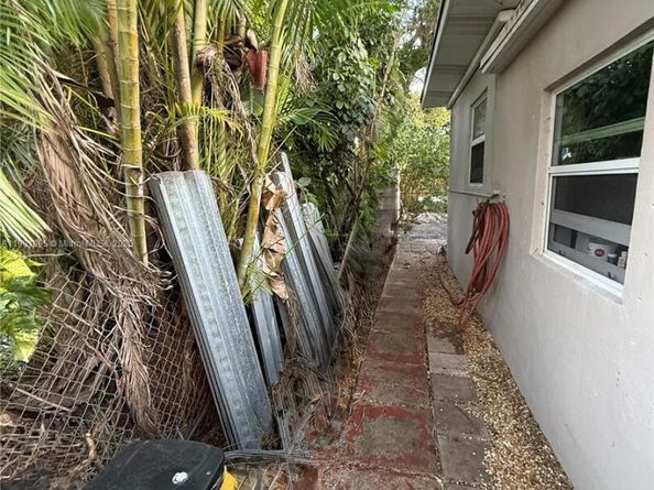 917 N 26th Ave, Hollywood FL 33020