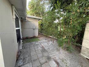 917 N 26th Ave, Hollywood FL 33020