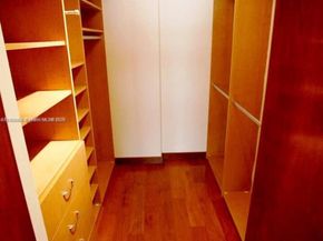 801 N Venetian Dr 1106, Miami FL 33139