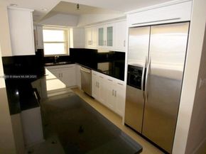 801 N Venetian Dr 1106, Miami FL 33139