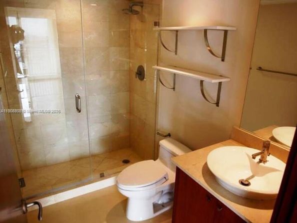 801 N Venetian Dr 1106, Miami FL 33139