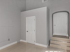 1334 NW 56th St, Miami FL 33142