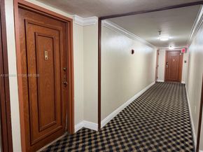 661 NE 195th St 104, Miami FL 33179