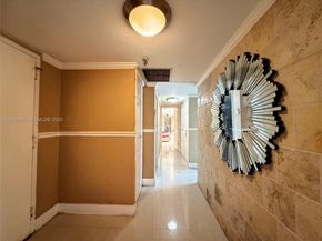 661 NE 195th St 104, Miami FL 33179