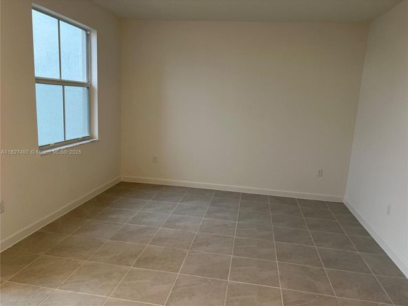 2329 NW 122nd Ter ., Miami FL 33167