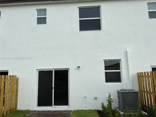 2329 NW 122nd Ter ., Miami FL 33167
