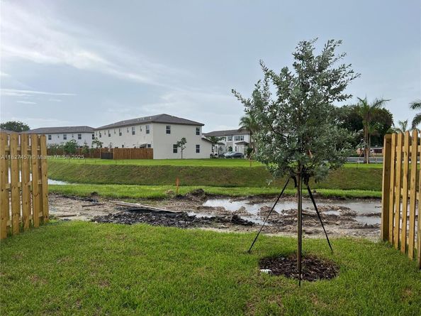 2329 NW 122nd Ter ., Miami FL 33167