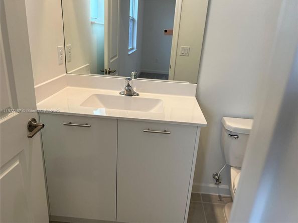 2329 NW 122nd Ter ., Miami FL 33167