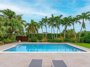 16701 SW 84th Ct, Palmetto Bay FL 33157