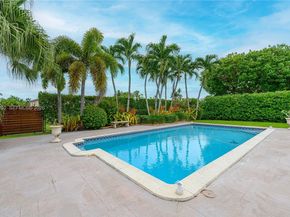 16701 SW 84th Ct, Palmetto Bay FL 33157