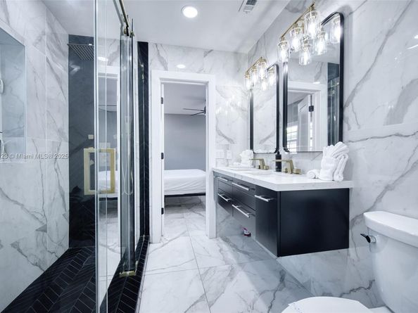 1030 SW 14th Ter, Fort Lauderdale FL 33312