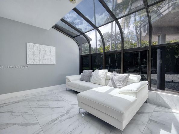 1030 SW 14th Ter, Fort Lauderdale FL 33312