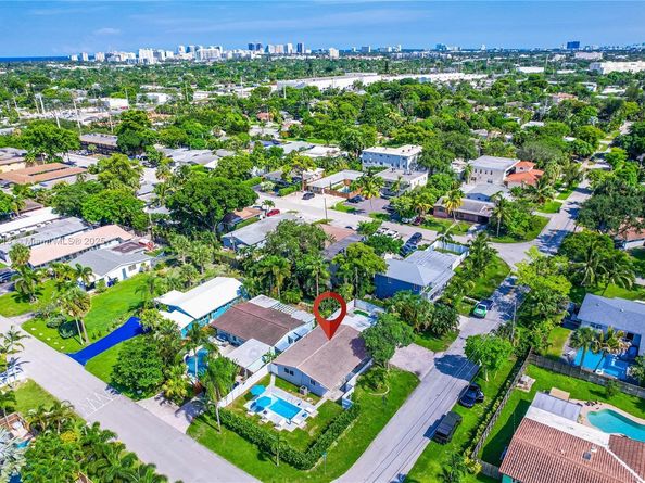 1730 NE 9th Ave, Fort Lauderdale FL 33305