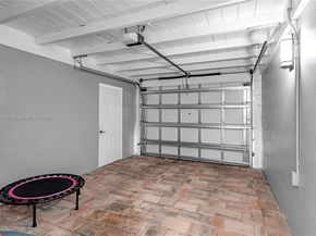 1730 NE 9th Ave, Fort Lauderdale FL 33305