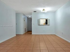 3033 NW 43rd Ave 109, Lauderdale Lakes FL 33313