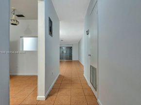 3033 NW 43rd Ave 109, Lauderdale Lakes FL 33313