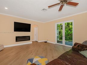 13155 NW 9th Ct, Pembroke Pines FL 33028