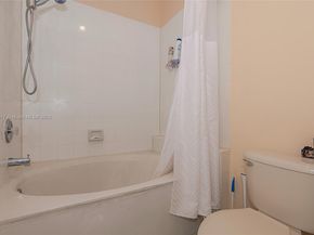 13155 NW 9th Ct, Pembroke Pines FL 33028