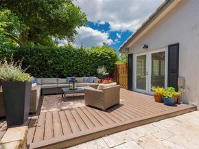 2081 Augusta, Weston FL 33326