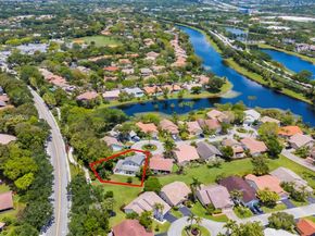 2081 Augusta, Weston FL 33326