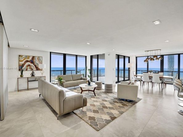 19667 Turnberry Way 27J, Aventura FL 33180