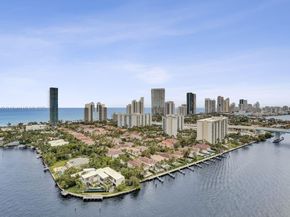 19667 Turnberry Way 27J, Aventura FL 33180