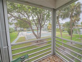 2761 Taft St 204, Hollywood FL 33020