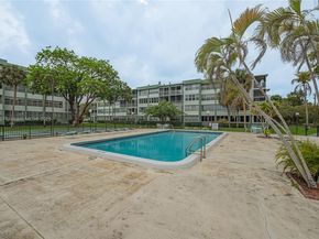 2761 Taft St 204, Hollywood FL 33020
