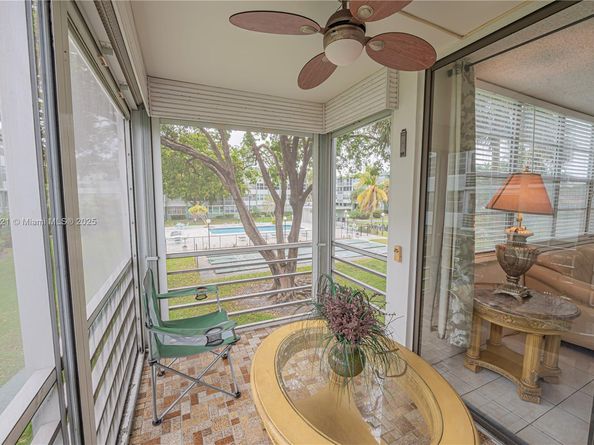 2761 Taft St 204, Hollywood FL 33020