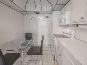 2761 Taft St 204, Hollywood FL 33020