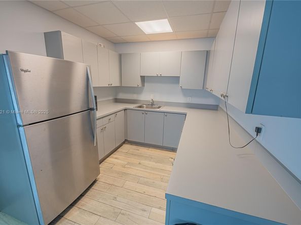 2761 Taft St 204, Hollywood FL 33020