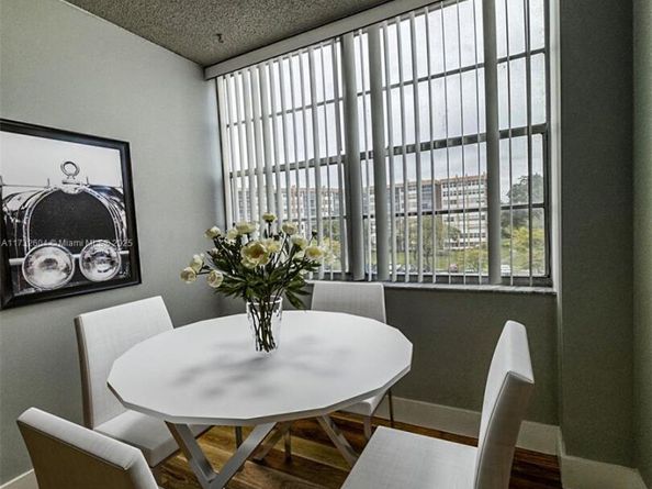 1200 Saint Charles Pl 419, Pembroke Pines FL 33026