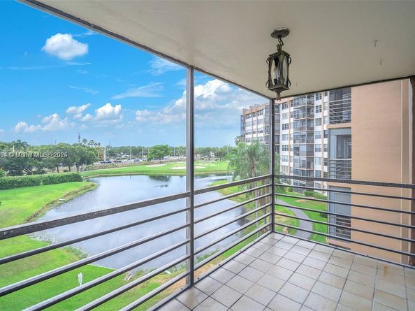 1200 Saint Charles Pl 419, Pembroke Pines FL 33026