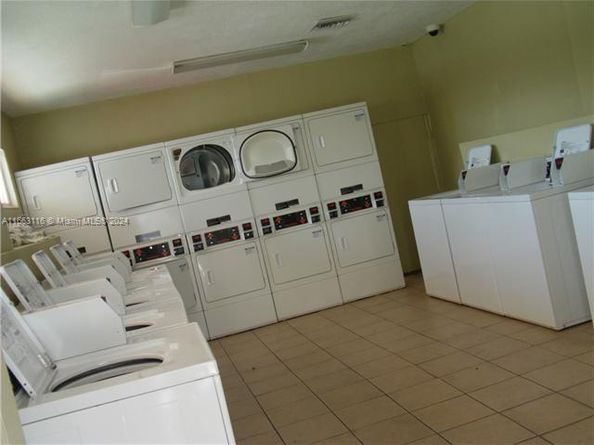 1800 Sans Souci Blvd 225, North Miami FL 33181