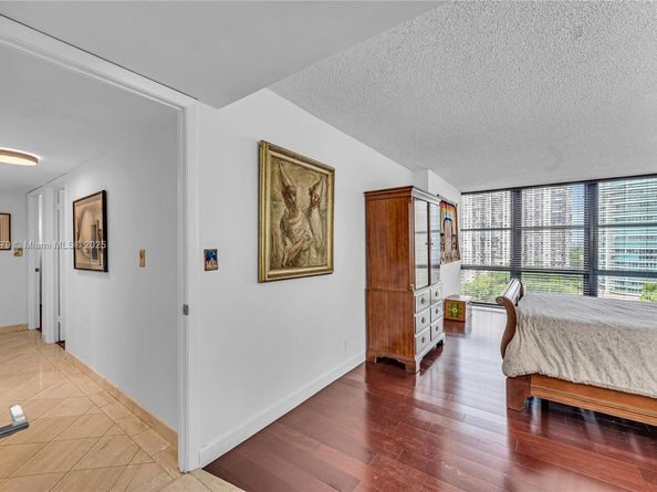 1925 Brickell Ave D1108, Miami FL 33129
