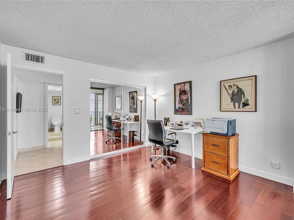 1925 Brickell Ave D1108, Miami FL 33129