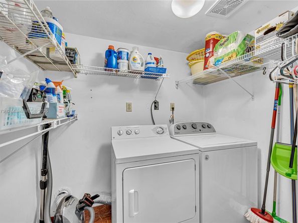 1925 Brickell Ave D1108, Miami FL 33129