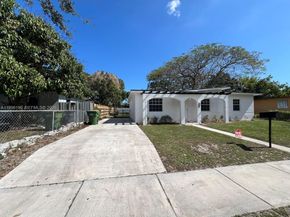 Undisclosed Address #A11998190, North Miami FL 33168