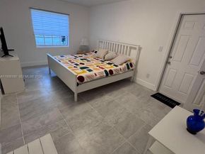 Undisclosed Address #A11998190, North Miami FL 33168