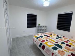 Undisclosed Address #A11998190, North Miami FL 33168