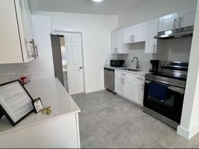 Undisclosed Address #A11998190, North Miami FL 33168