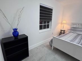 Undisclosed Address #A11998190, North Miami FL 33168