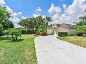 800 Clearbrook Park Cir, Delray Beach FL 33445