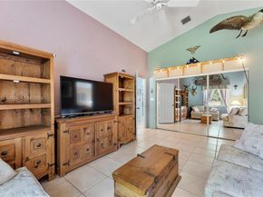 800 Clearbrook Park Cir, Delray Beach FL 33445